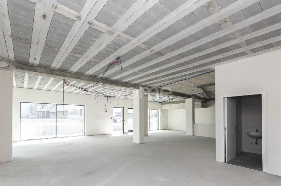 Negócio para Arrendamento em Gavião Foto 3