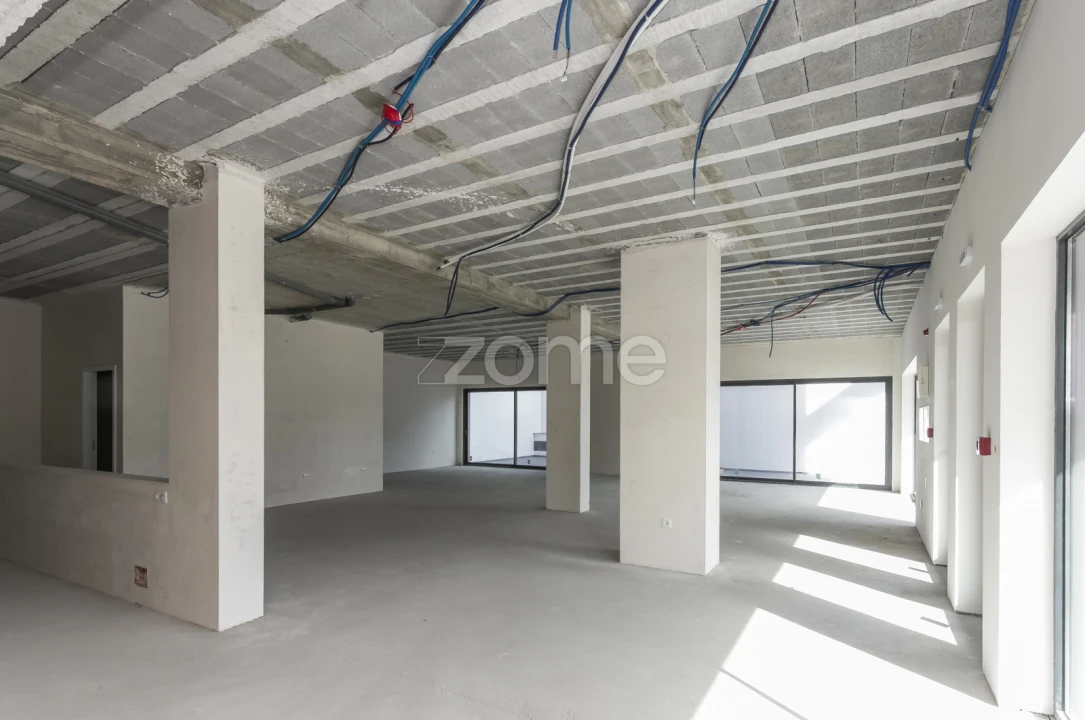 Negócio para Arrendamento em Gavião Foto 15