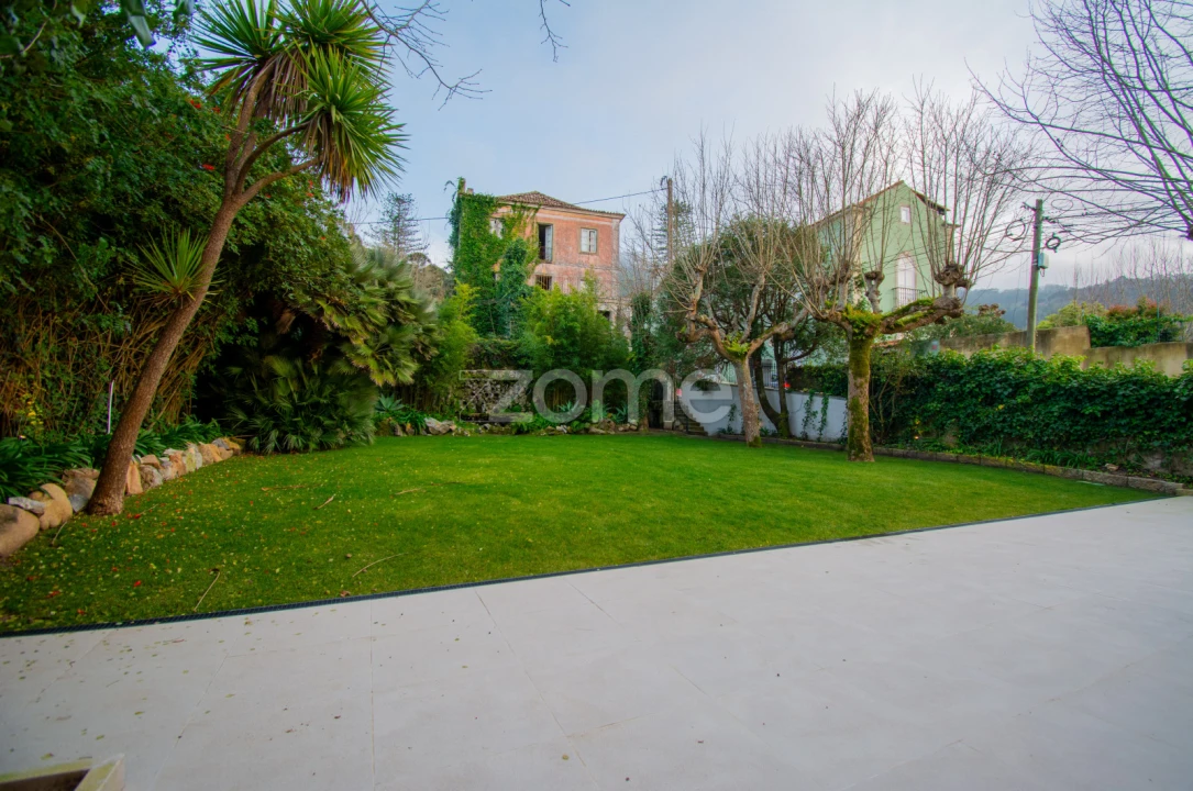 Moradia T5 para Venda em Santa Maria e São Miguel, São Martinho, São Pedro Penaferrim Foto 2