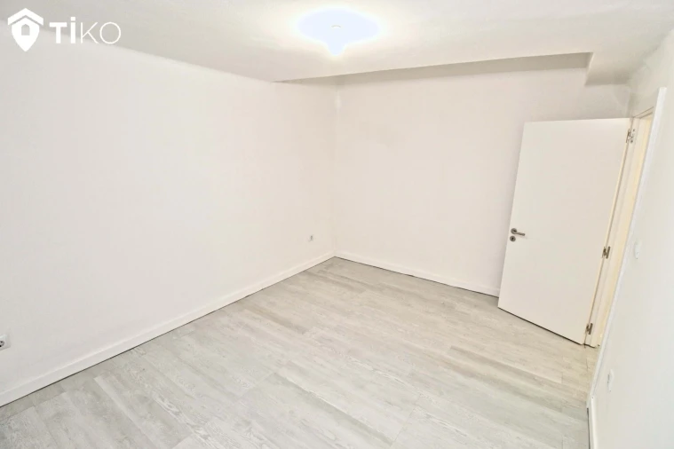 Negócio para Venda em Laranjeiro e Feijó Foto 23