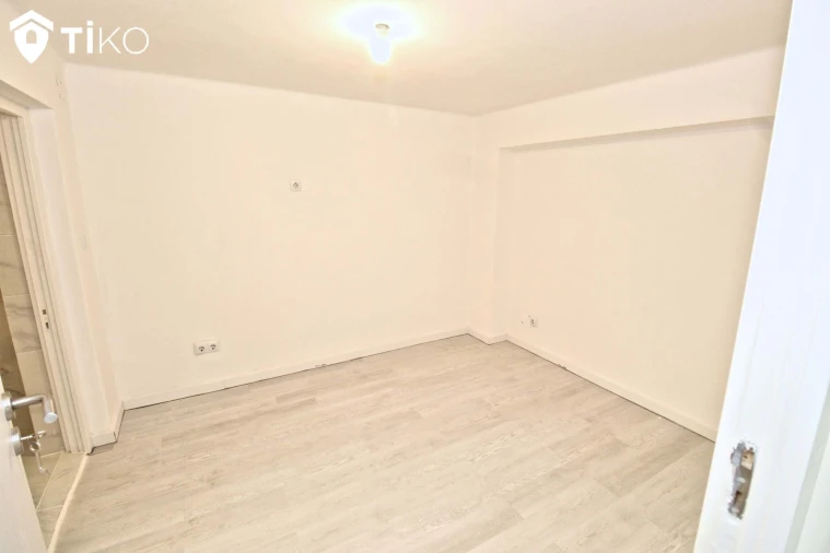 Negócio para Venda em Laranjeiro e Feijó Foto 18