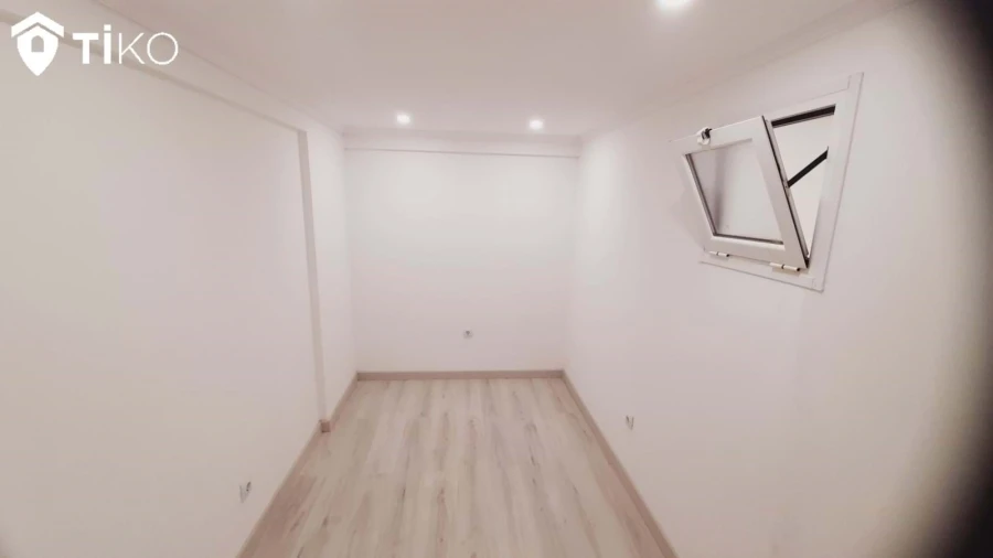 Negócio para Venda em Corroios Foto 13