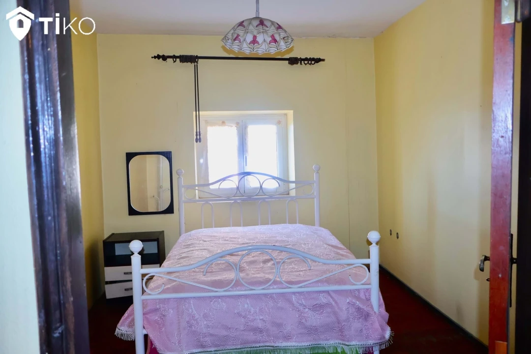 Moradia T3 para Venda em Azurara Foto 24