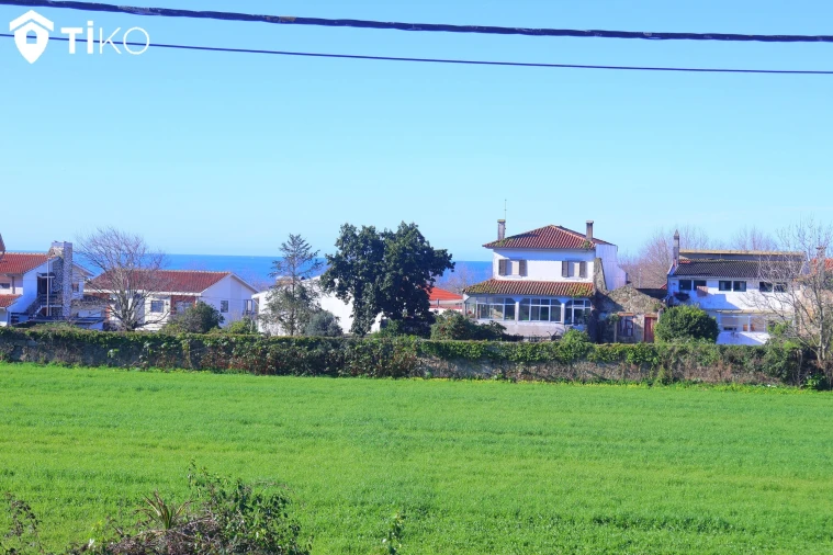 Moradia T3 para Venda em Azurara Foto 4