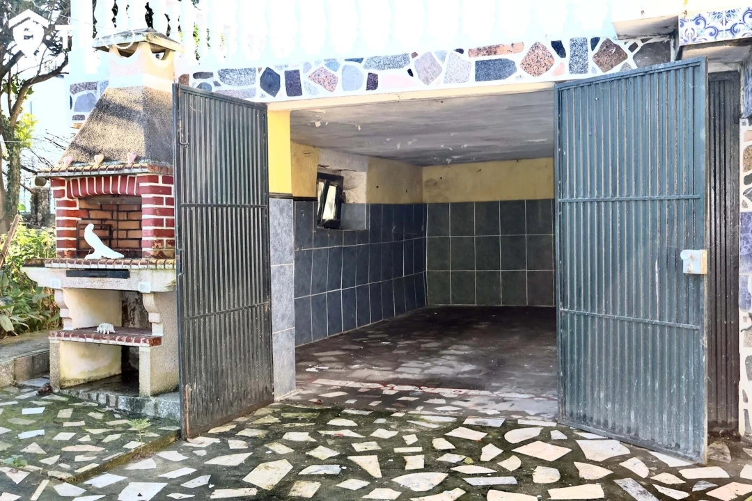 Moradia T3 para Venda em Azurara Foto 10