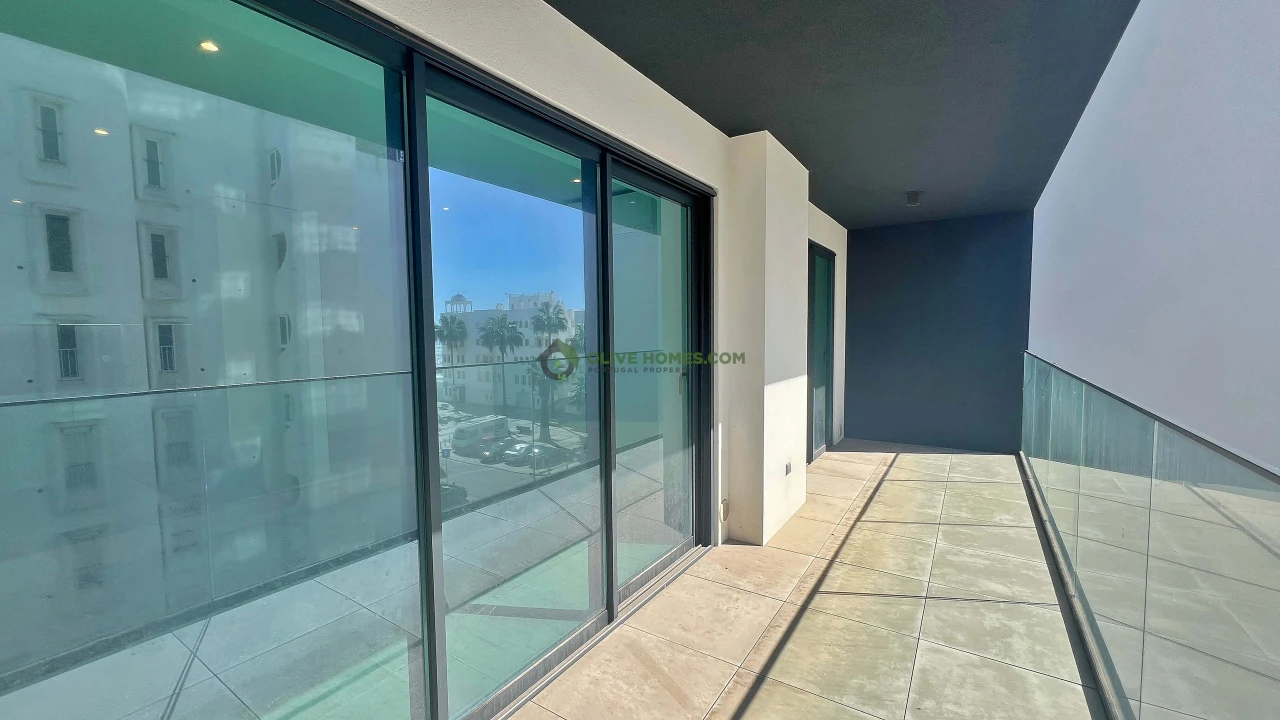 Apartamento T2 para Venda em Quarteira Foto 10