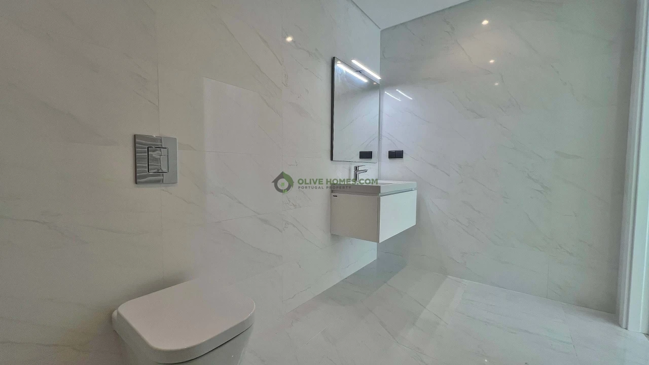Apartamento T2 para Venda em Quarteira Foto 26
