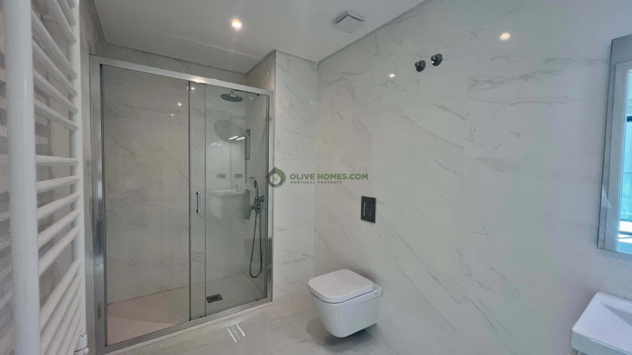 Apartamento T2 para Venda em Quarteira Foto 25