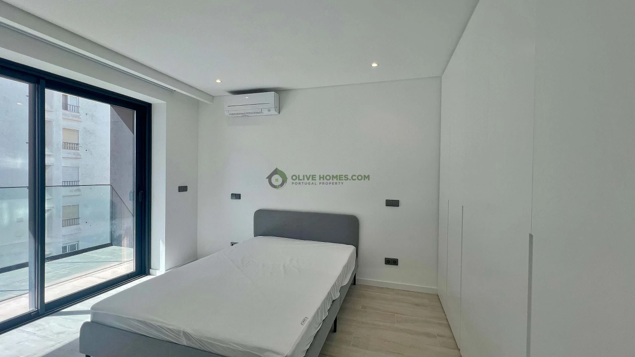 Apartamento T2 para Venda em Quarteira Foto 23