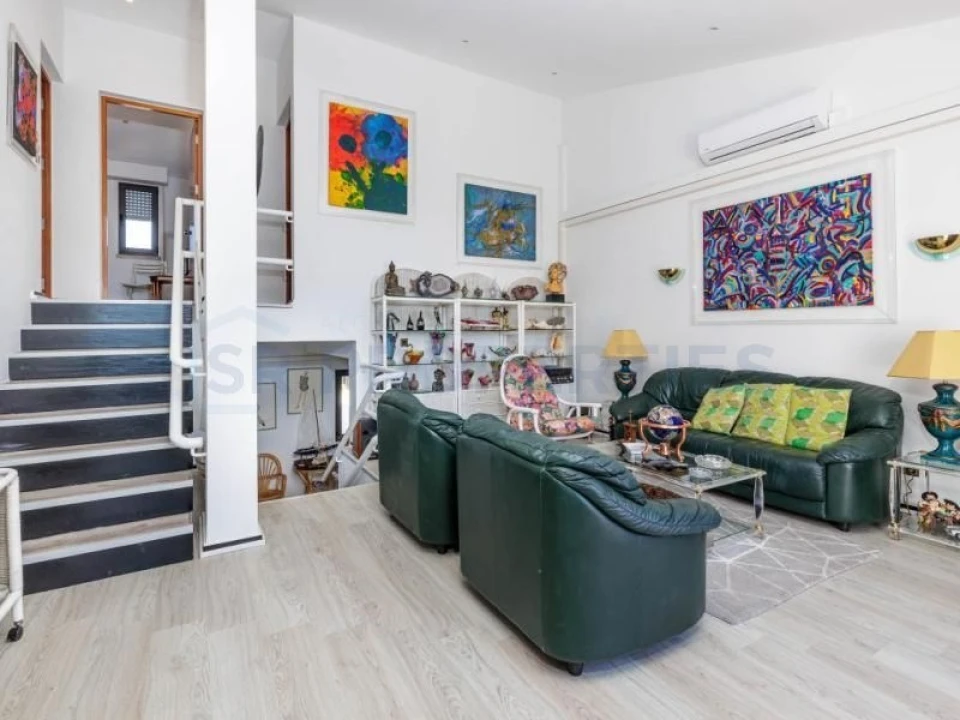 Apartamento T3 para Venda em Quarteira Foto 8