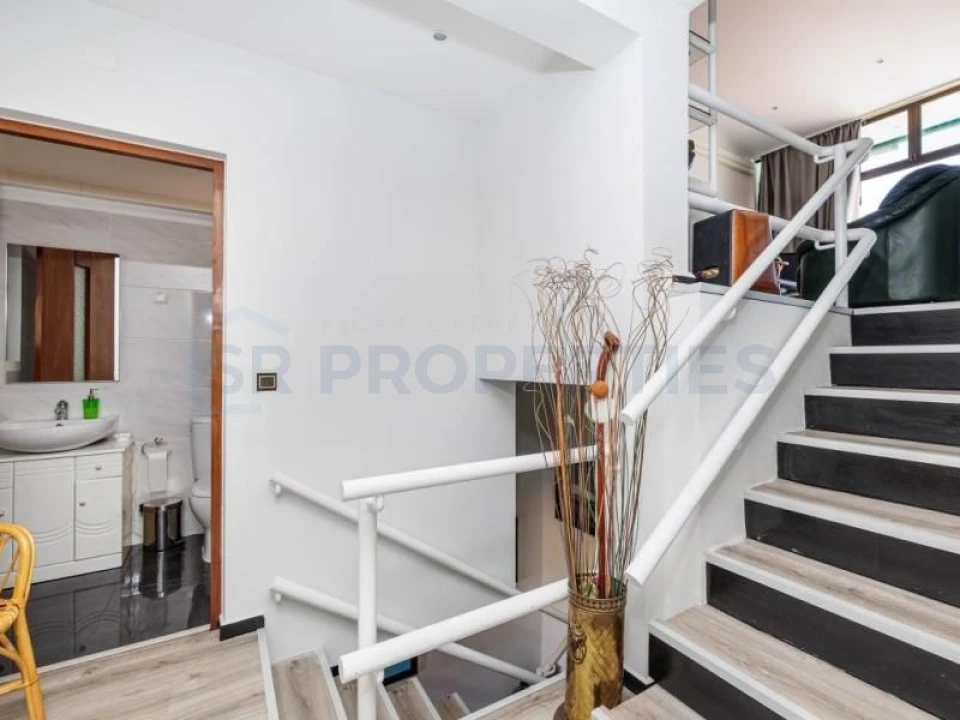 Apartamento T3 para Venda em Quarteira Foto 19