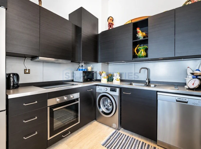 Apartamento T3 para Venda em Quarteira Foto 3