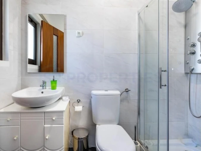 Apartamento T3 para Venda em Quarteira Foto 16