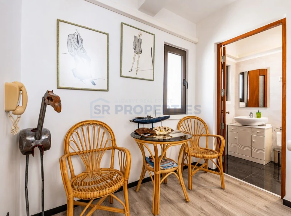 Apartamento T3 para Venda em Quarteira Foto 17