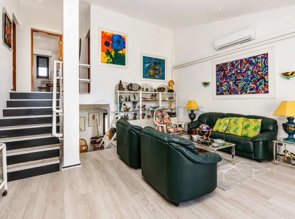 Apartamento T3 para Venda em Quarteira Foto 8