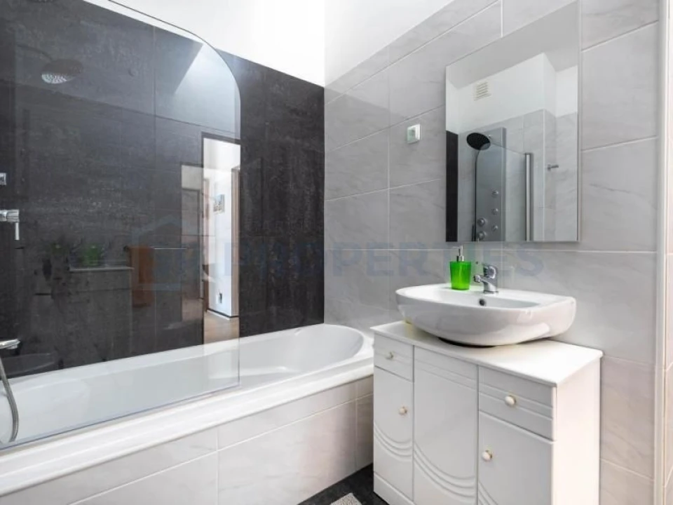 Apartamento T3 para Venda em Quarteira Foto 6