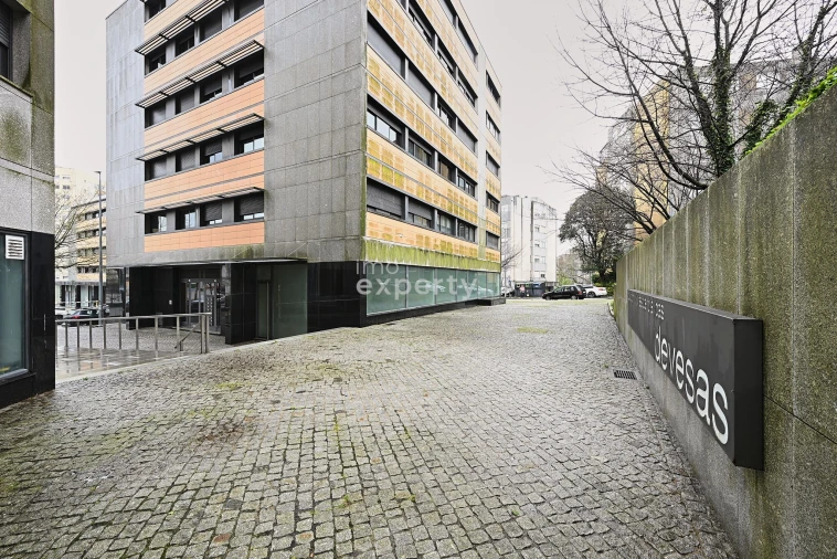Negócio para Venda em Santa Marinha Foto 5