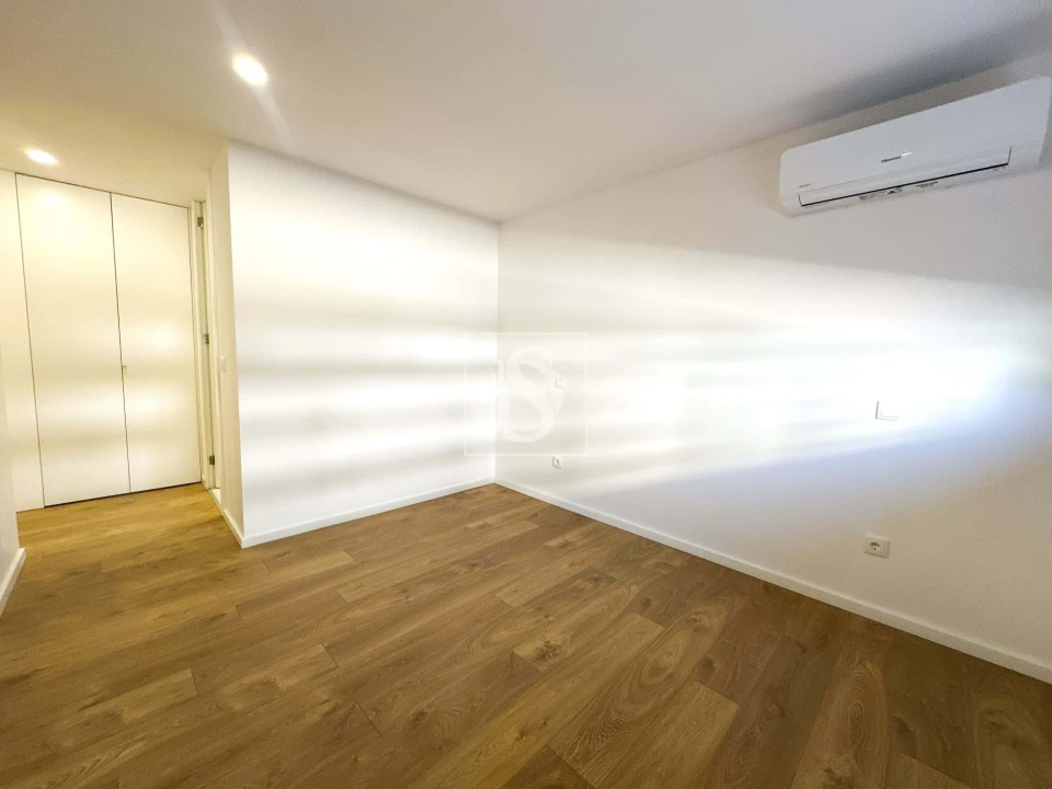 Apartamento T3 para Venda em Vila de Prado Foto 7