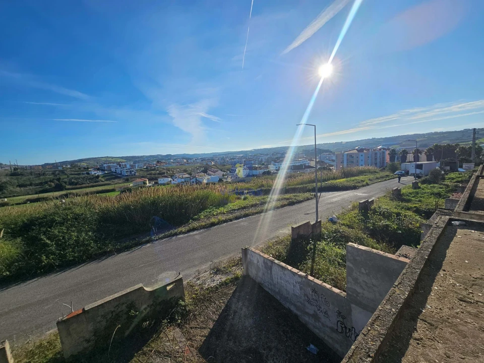 Terreno para Venda em Lourinhã e Atalaia Foto 2