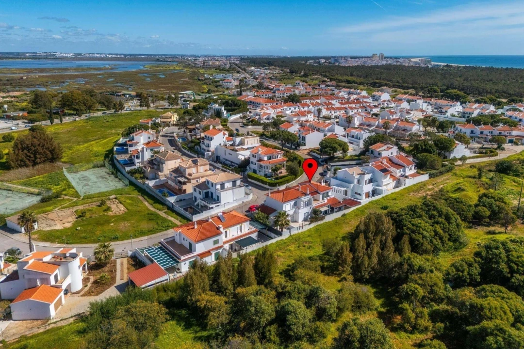 Moradia T4 para Venda em Castro Marim Foto 55