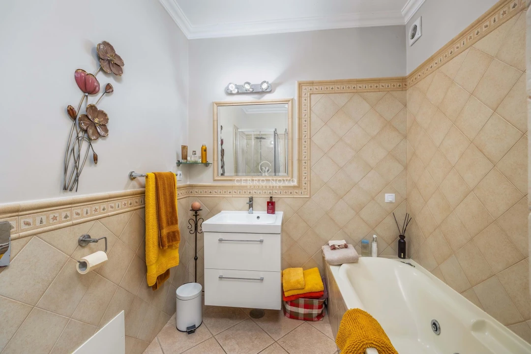 Apartamento T3 para Venda em Guia Foto 15