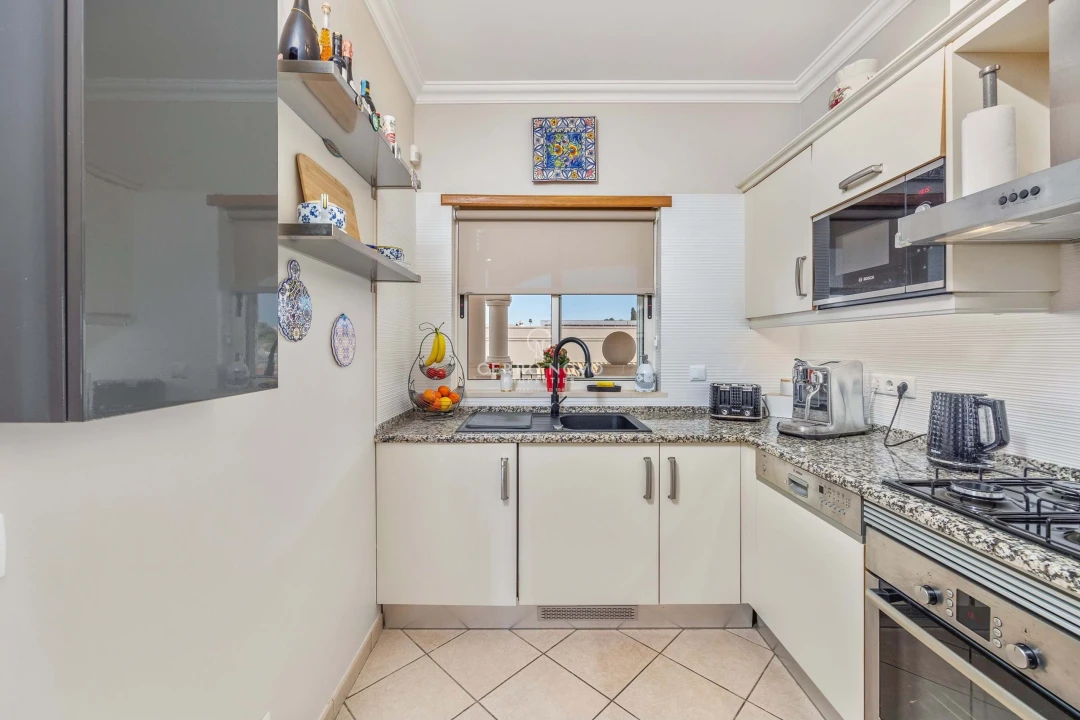 Apartamento T3 para Venda em Guia Foto 13