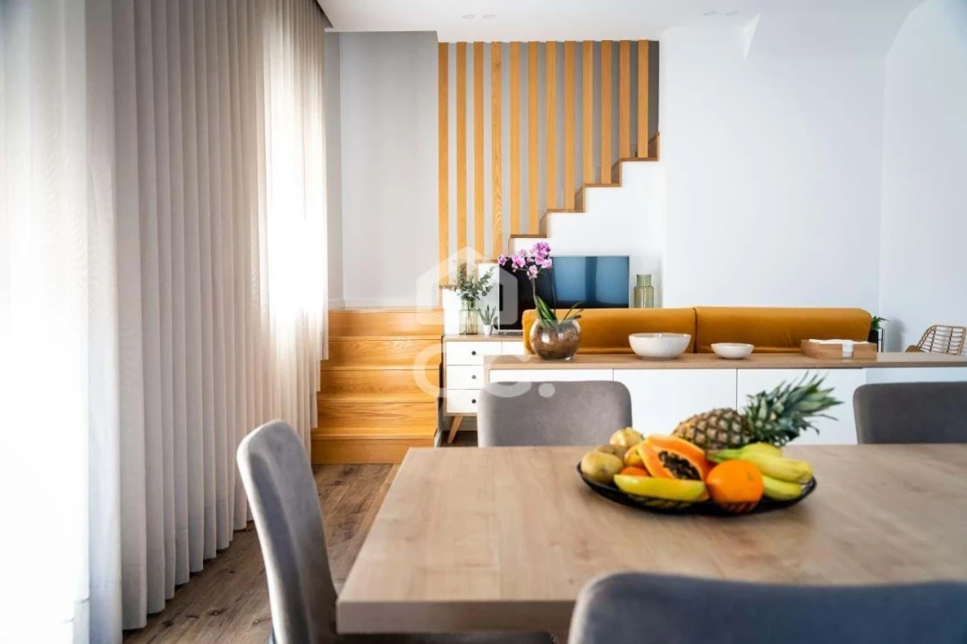 Quinta T8 para Venda em Poiares Foto 2