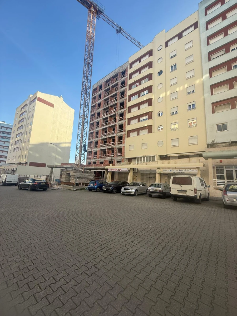 Apartamento T2 para Venda em Corroios