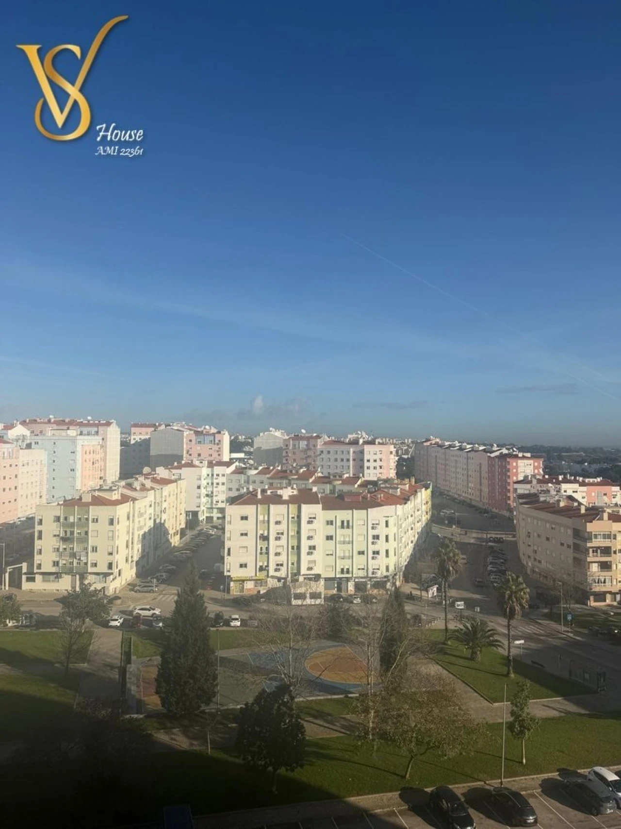 Apartamento T2 para Venda em Corroios Foto 16