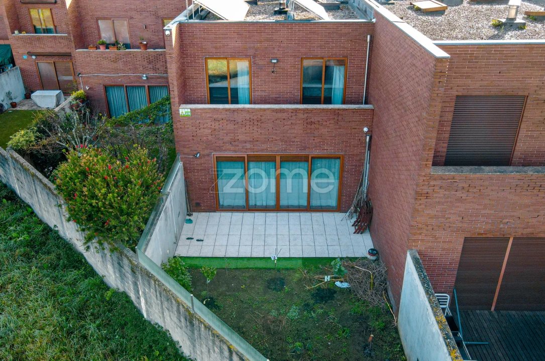 Moradia T5 para Venda em São Mamede de Infesta e Senhora da Hora Foto 31