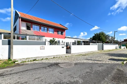 Terreno para Venda em São Domingos de Rana