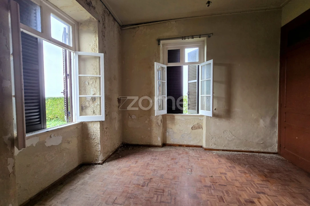 Moradia T3 para Venda em Lomba da Maia Foto 3