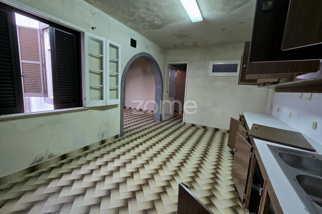 Moradia T3 para Venda em Lomba da Maia Foto 5