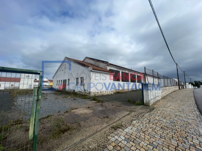 Armazém para Venda em Avis
