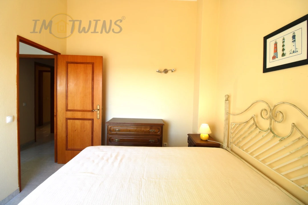 Apartamento T2 para Venda em Alvor Foto 7