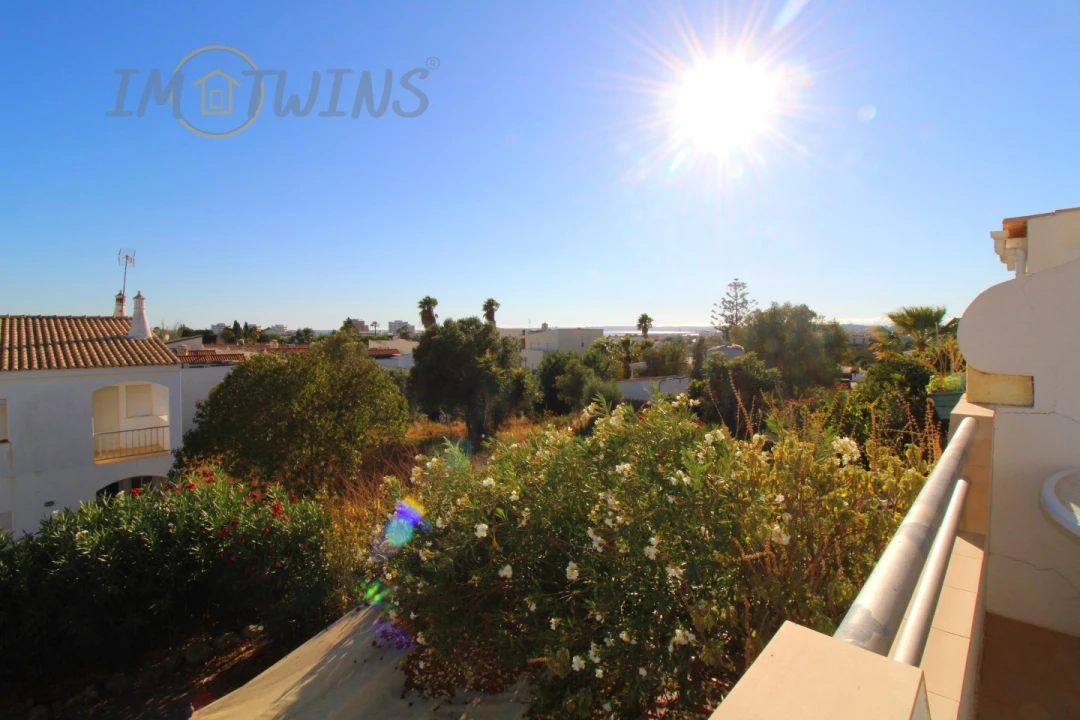 Apartamento T2 para Venda em Alvor Foto 16