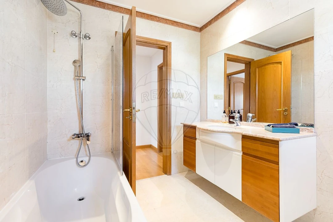 Apartamento T4 para Venda em Belém Foto 27