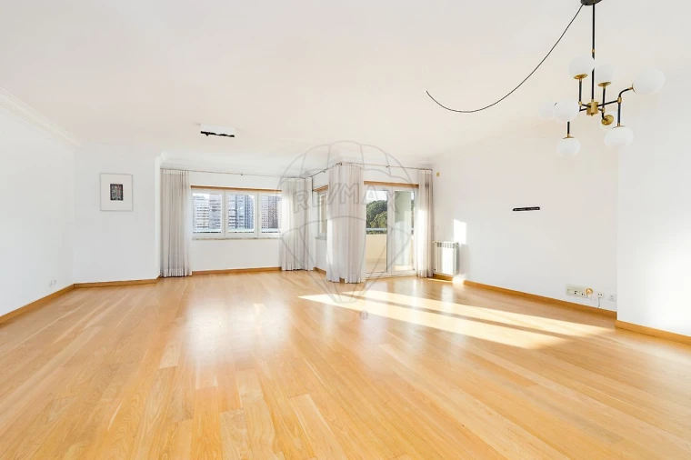 Apartamento T4 para Venda em Belém Foto 5