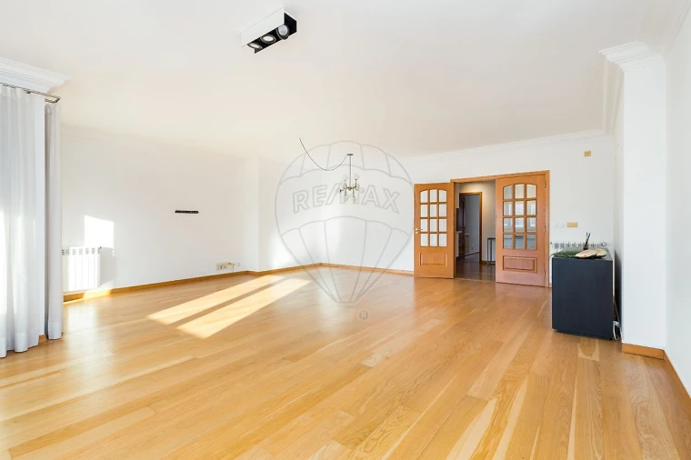 Apartamento T4 para Venda em Belém Foto 8