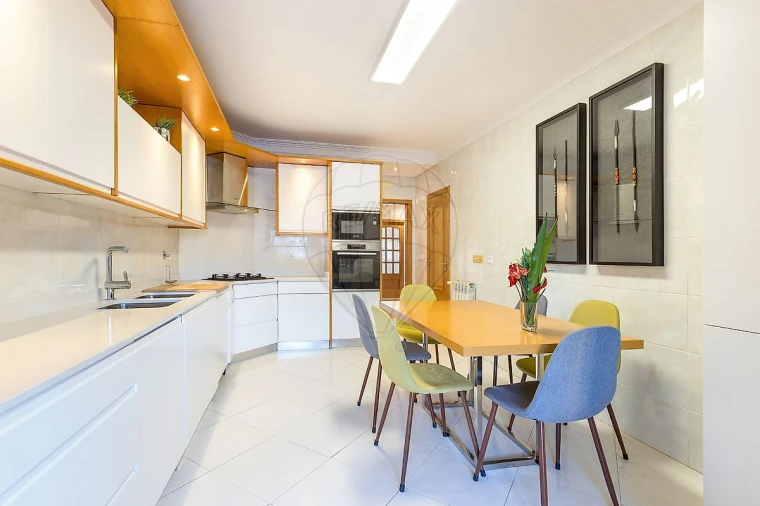 Apartamento T4 para Venda em Belém Foto 10