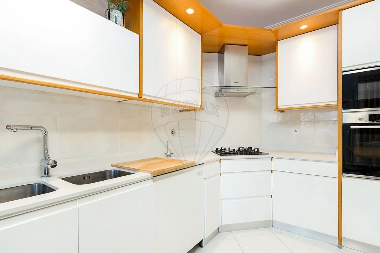 Apartamento T4 para Venda em Belém Foto 12