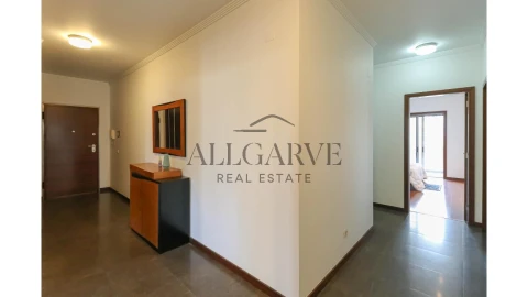 Apartamento T4 para Venda em Portimão