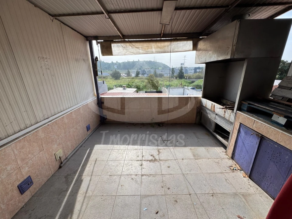 Loja para Venda em Vialonga Foto 17