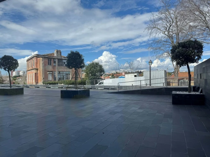 Negócio para Venda em Oeiras e São Julião da Barra, Paço de Arcos e Caxias Foto 2