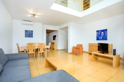 Apartamento T2 para Venda em Albufeira e Olhos de Água