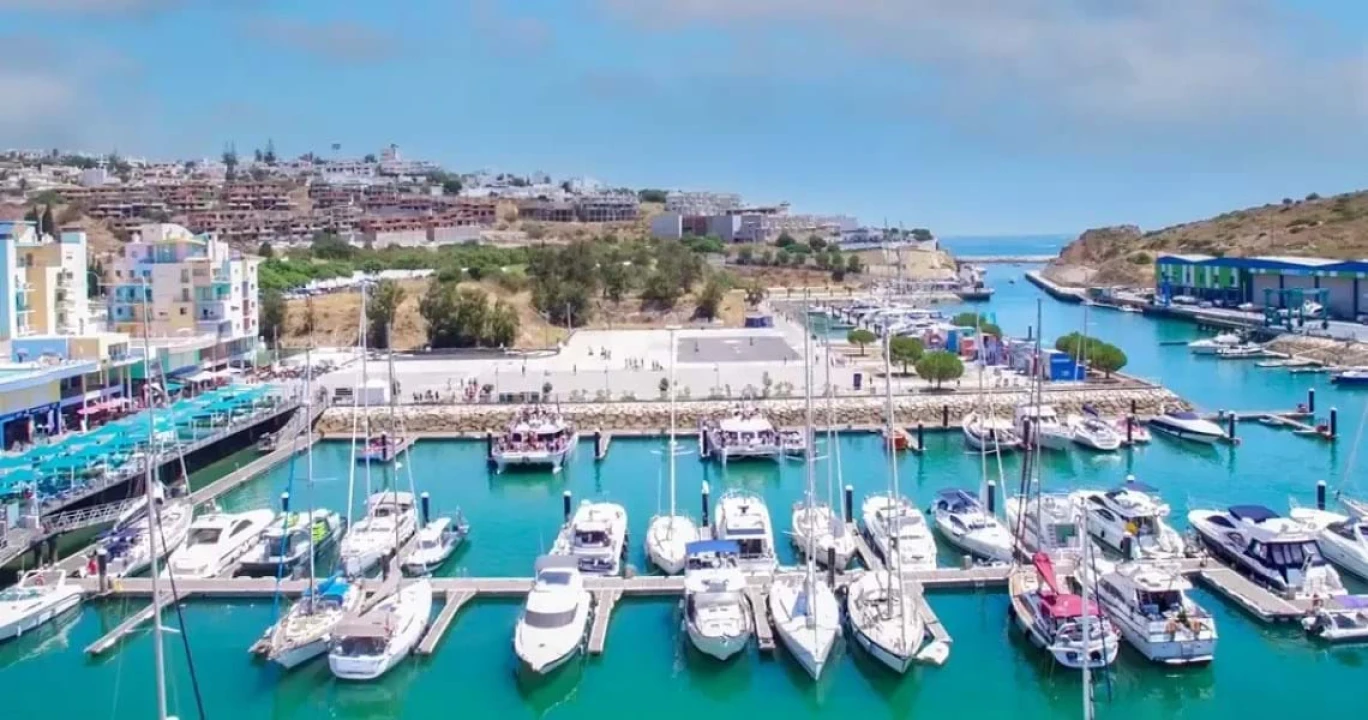 Apartamento T2 para Venda em Albufeira e Olhos de Água Foto 1