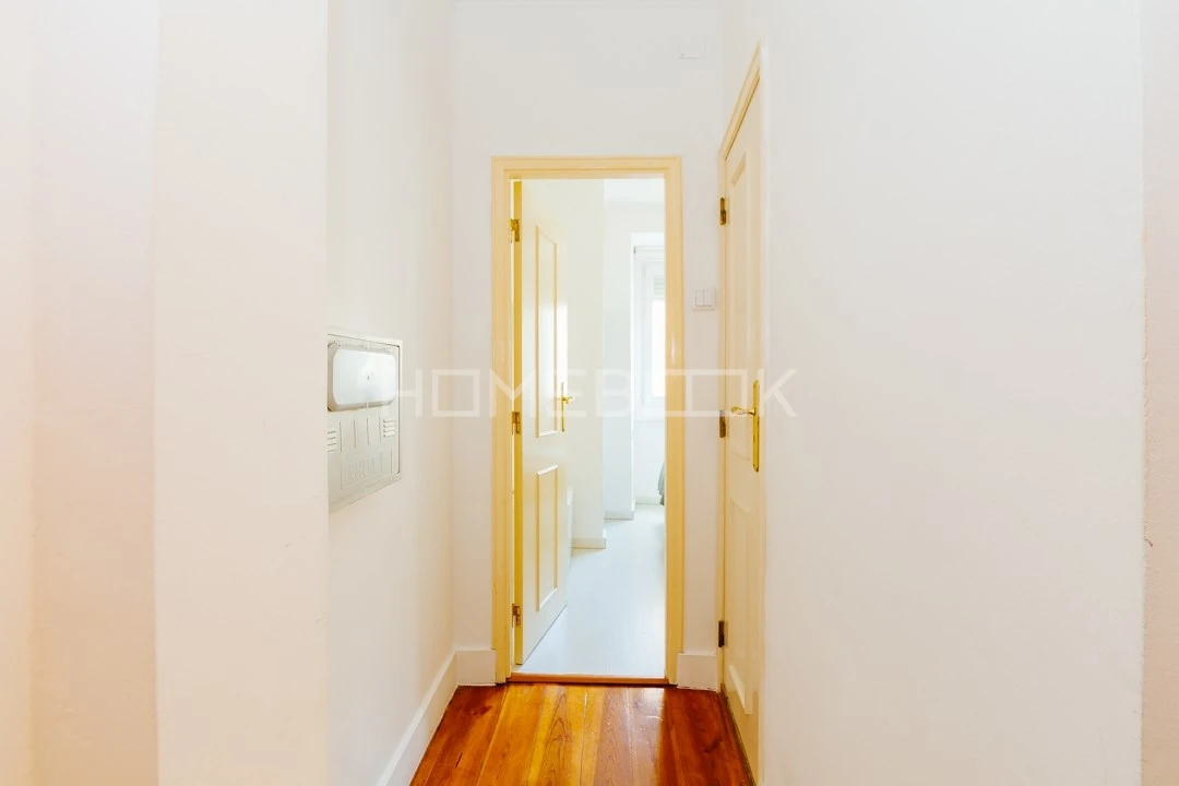 Apartamento T2 para Venda em Santa Maria Maior Foto 15