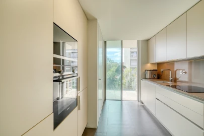 Apartamento T2 para Arrendamento em Campo de Ourique