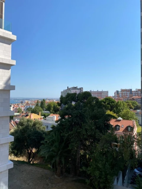 Apartamento T2 para Arrendamento em Campo de Ourique