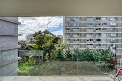 Apartamento T2 para Arrendamento em Campo de Ourique
